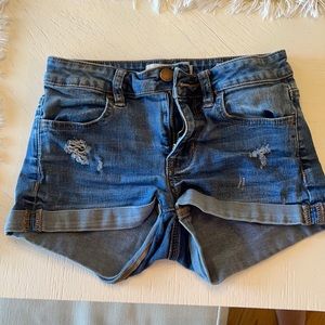 Pacsun super stretchy Jean shorts size 24